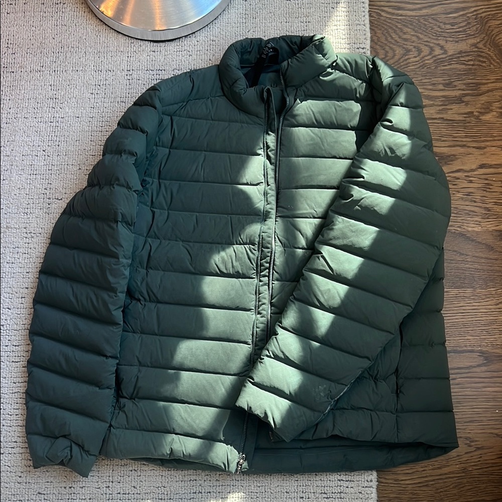 Men's Green Lululemon Puffer Jacket